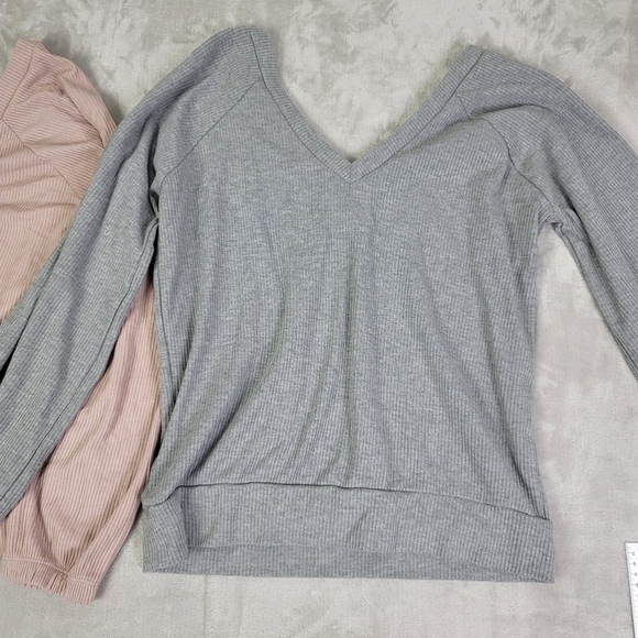 Chaser Pink & Grey V-Neck Thermal Waffle Knit Oversized Hoodie - Picture 7 of 7